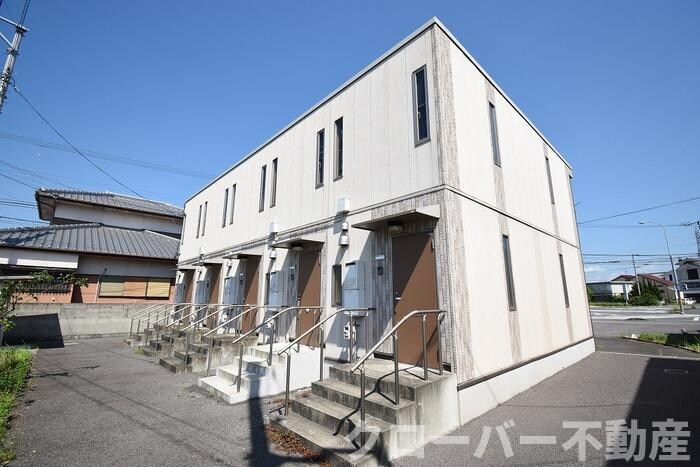 物件外観写真1　(建物外観)