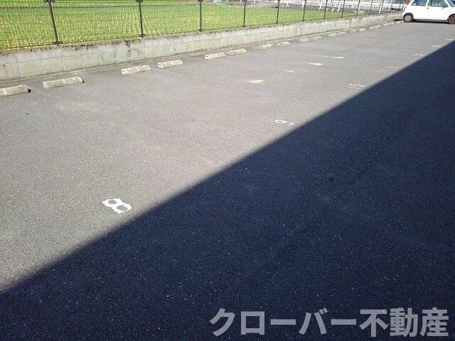 物件外観写真4　