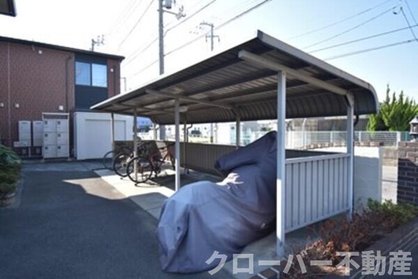 建物設備(駐輪場)