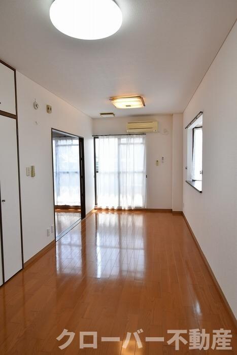 物件内観写真5　(LDK11.0帖)