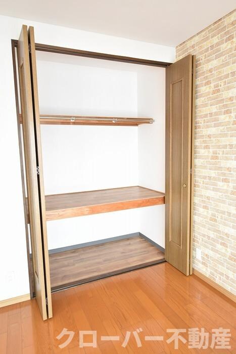 物件内観写真11　(クローゼット)