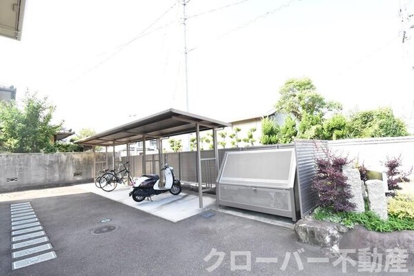 建物設備(駐輪場)