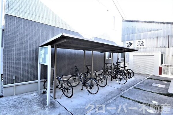建物設備(駐輪場)