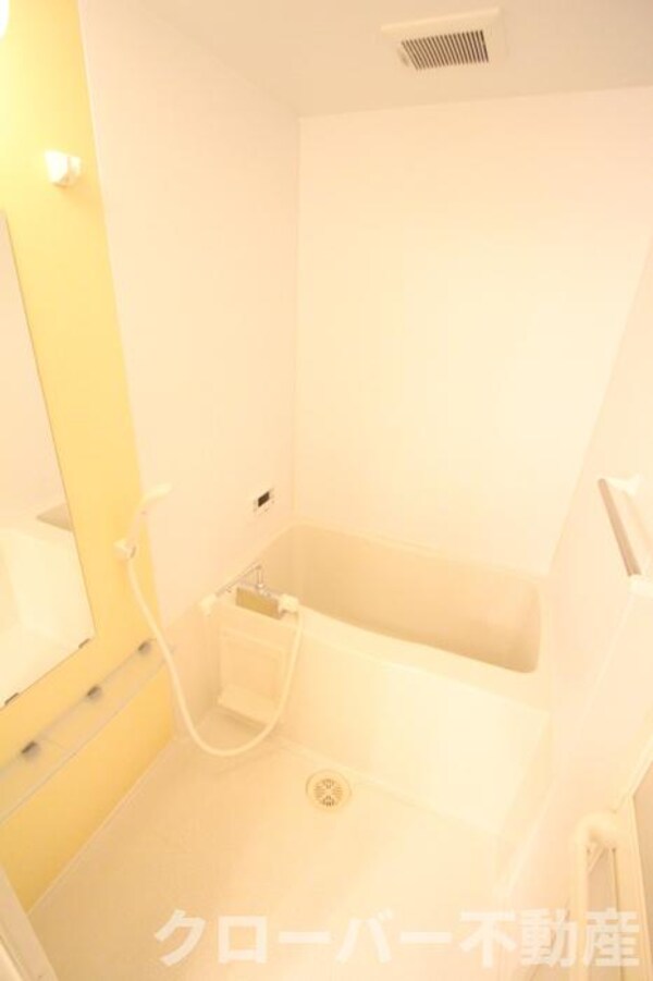 浴室(バス／シャワールーム等)