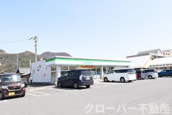 周辺環境(ファミリーマート坂出東梶店)