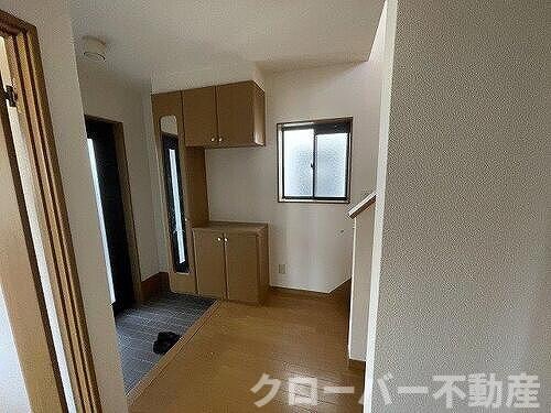 物件内観写真5　(原状回復工事前)