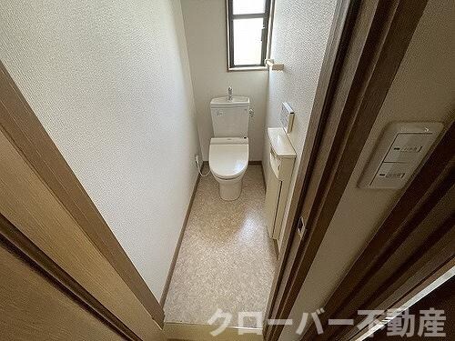 物件内観写真6　(原状回復工事前)