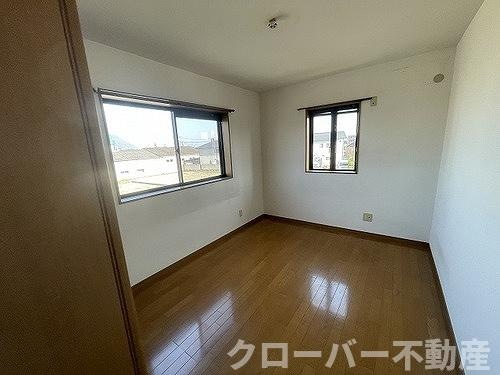 物件内観写真13　(原状回復工事前)