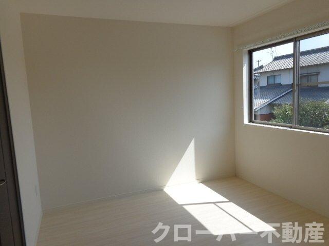 物件内観写真9　(洋室)