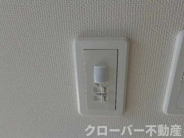 建物設備(人感センサー)