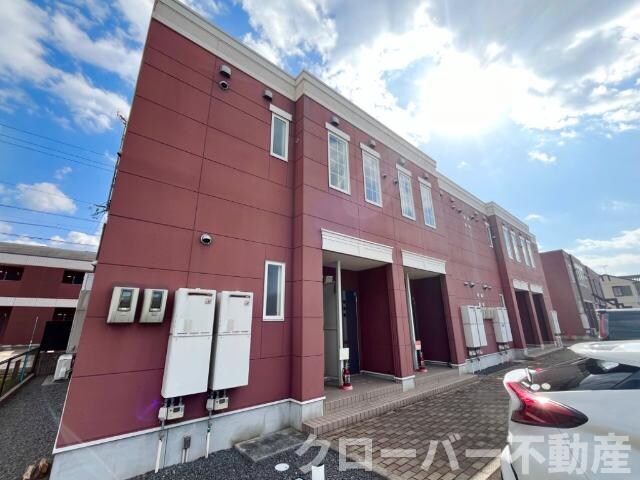 物件外観写真2　(外観写真（昼）)