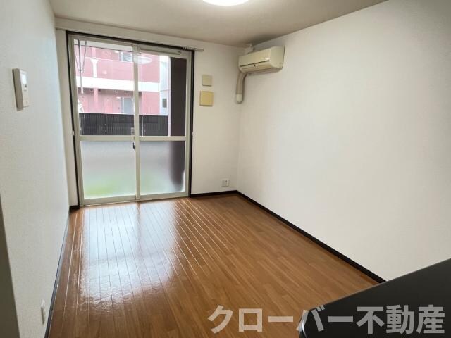 物件内観写真9　(リビング)