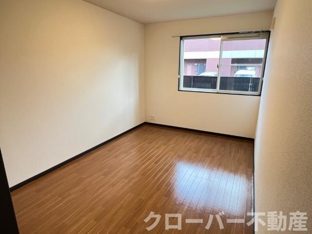 物件内観写真12　(室内)