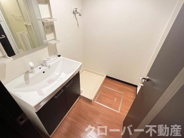 物件内観写真13　(洗面)