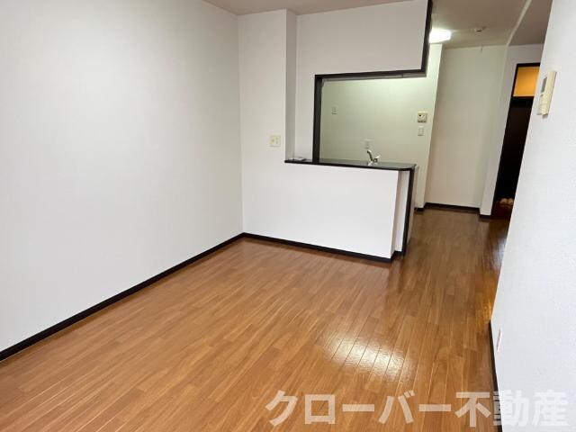 物件内観写真18　(リビング)