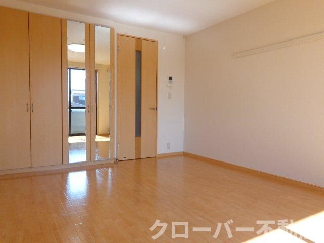 物件内観写真18　(洋室)