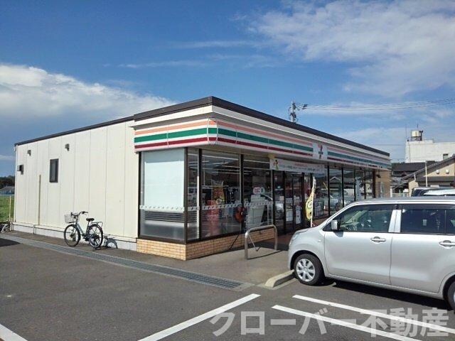 物件外観写真4　(７－１１丸亀飯山町下法軍寺店まで500m)