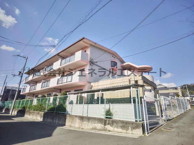 ヴィラージュ私市