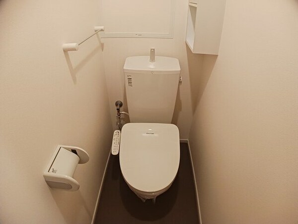 トイレ(清潔感のあるトイレです)