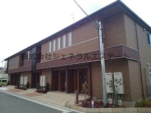 クリントブライアント２号館外観写真