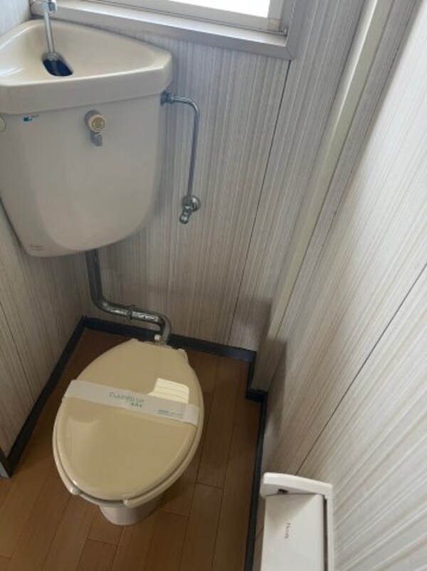 トイレ(清潔感のあるトイレです)