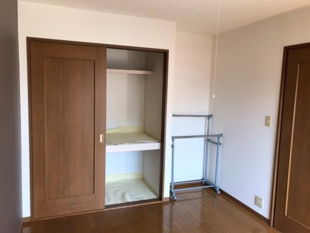 物件内観写真9　(たっぷり収納♪)