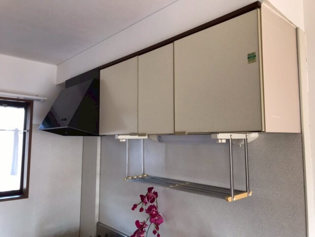 物件内観写真12　(お気に入りの食器もたくさん収納♪)