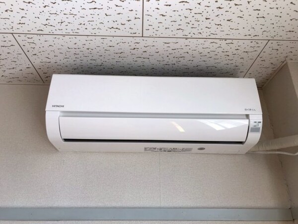 建物設備(入れたばかりの新しいエアコン♪)