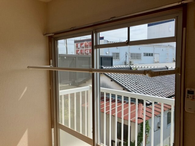 物件内観写真19　(女性に優しい室内物干し)