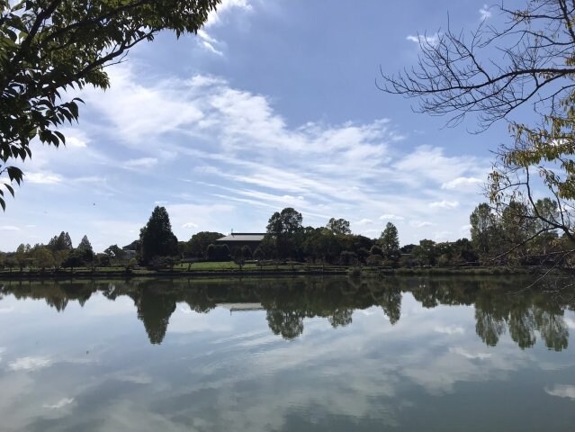 物件外観写真6　(千波湖まで徒歩10分♪
春は桜、夏は花火、四季折々の景色の中)