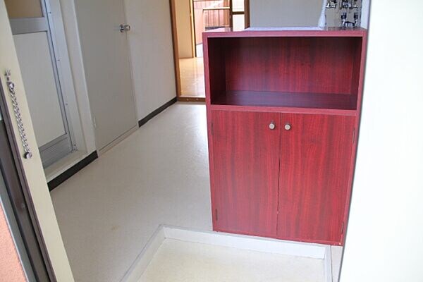 物件内観写真4　(収納のためのスペースです)