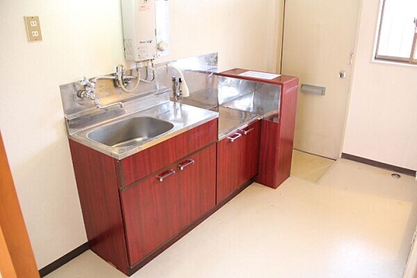 物件内観写真8　(キッチンです)