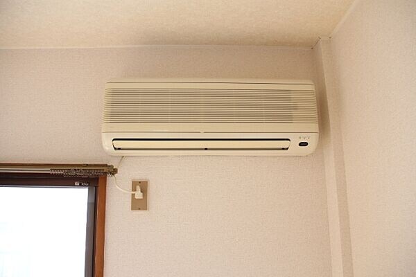 物件内観写真12　(エアコン付きです)