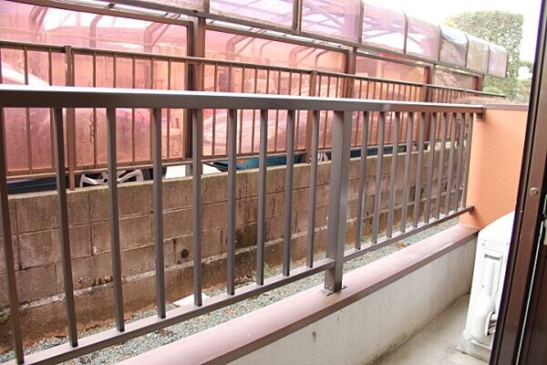 物件内観写真15　(バルコニー付きです)