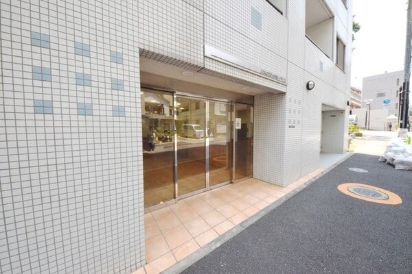 エントランス(◆半蔵門線【水天宮前】駅徒歩5分！複数駅利用可能です◆)