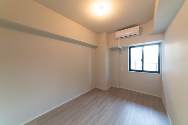 物件内観写真15　(寝室２)