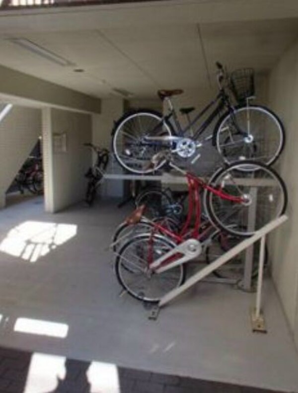 建物設備(駐輪場)