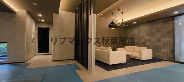 ロビー・ラウンジ