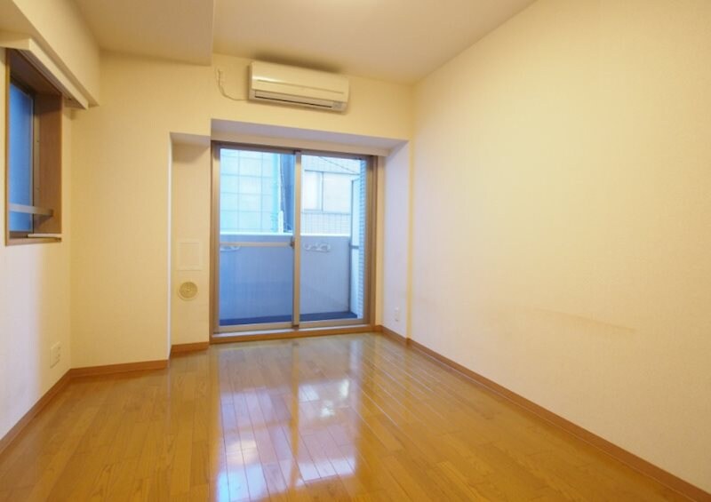 物件内観写真7　(別号室参照写真)