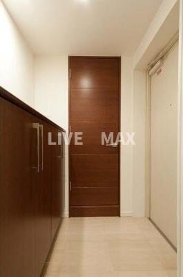 物件内観写真11　(※同タイプ参考写真仕様。フロアなどの色が異なる可能性がござい)