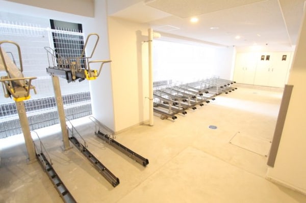 駐車場(駐輪場)