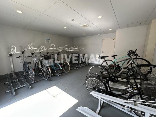 駐車場(駐輪場)