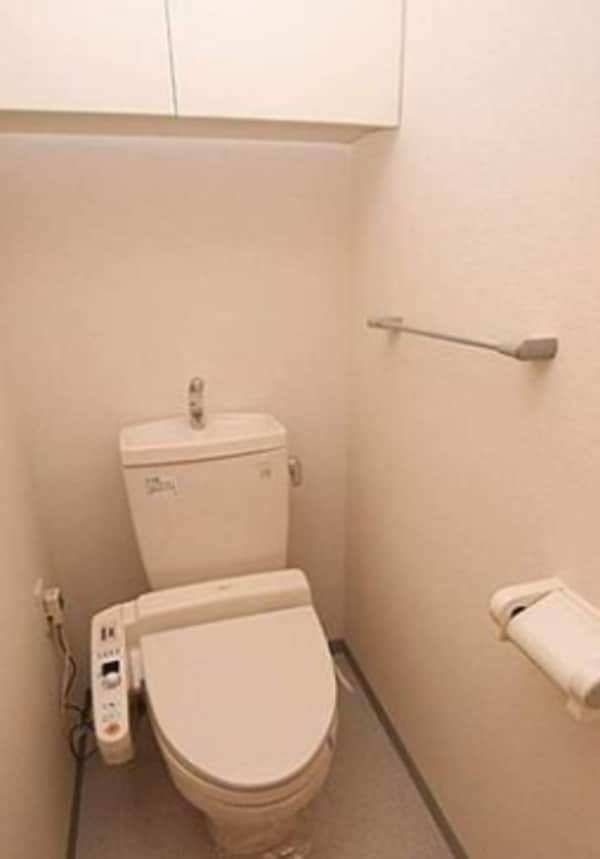 トイレ(別号室参考写真)