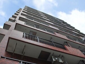 モナークマンション根岸外観写真