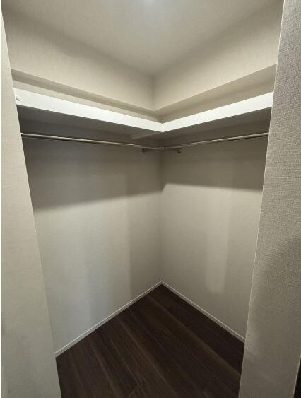 物件内観写真7　(ウォークインクローゼット)