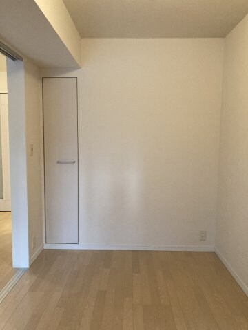 物件内観写真10　(別号室参考写真)