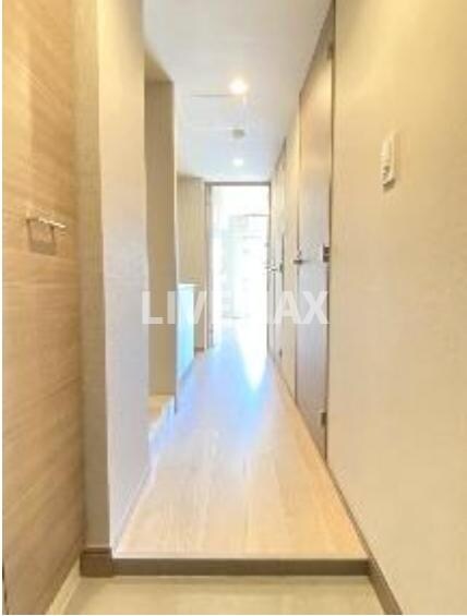 物件内観写真4　(別号室参照写真)