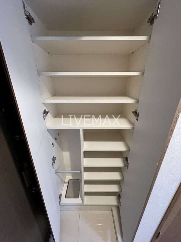 内装他(モデルルーム)