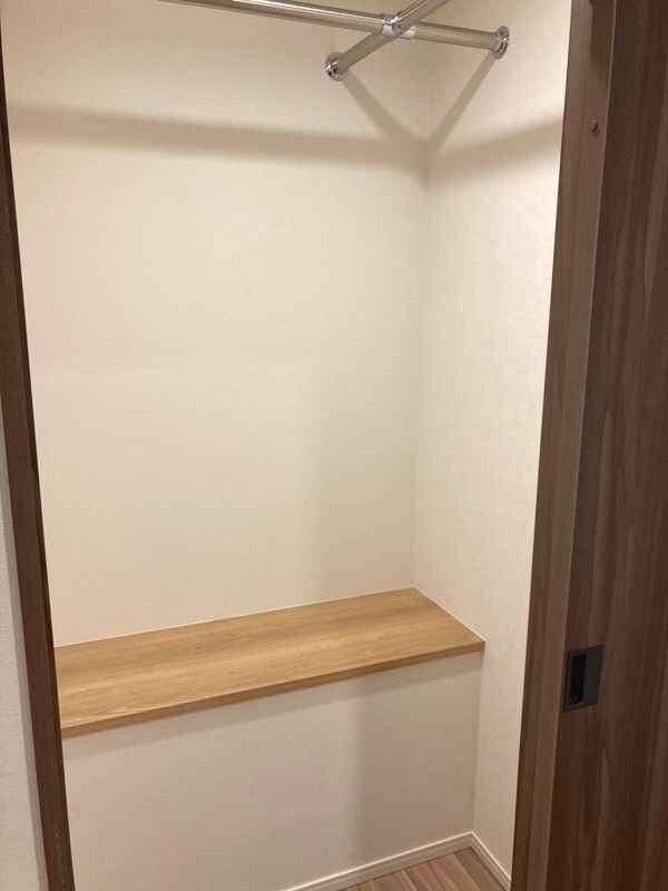 物件内観写真5　(別号室参考写真)