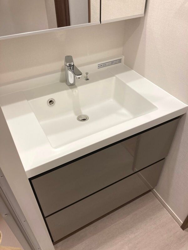 物件内観写真10　(別号室参考写真)